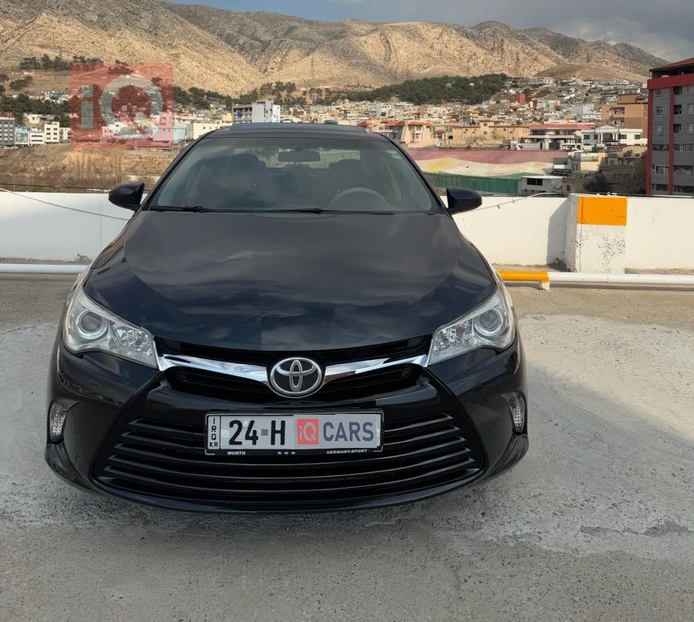 تۆیۆتا کامری